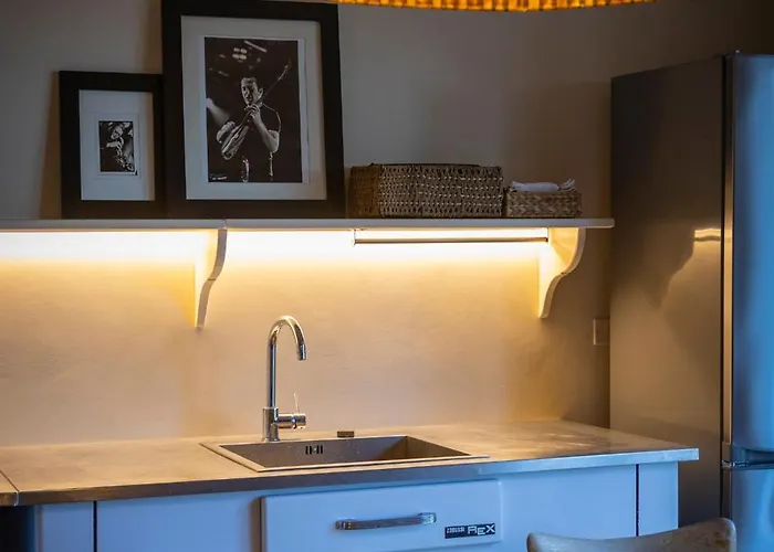 Cavallara - Pace, Natura E Musica